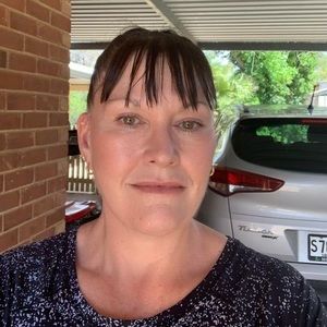 Meet your Posher, Tania